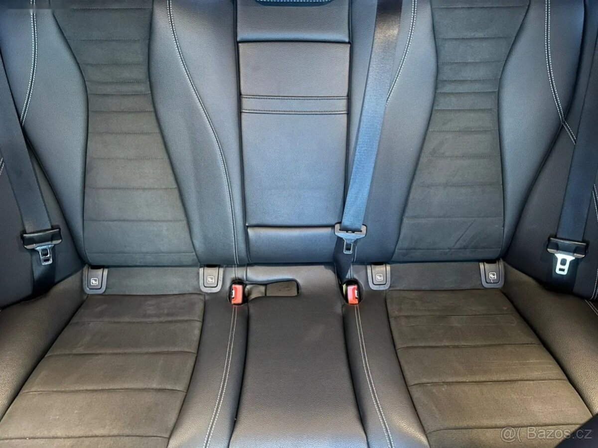 Mercedes-Benz Třídy E, 220d AMG 4MATIC, DPH - 9