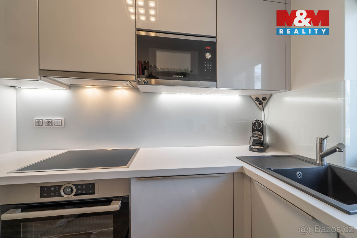 Prodej bytu 3+1, 100 m², Hostivice, ul. Na Pískách - 9