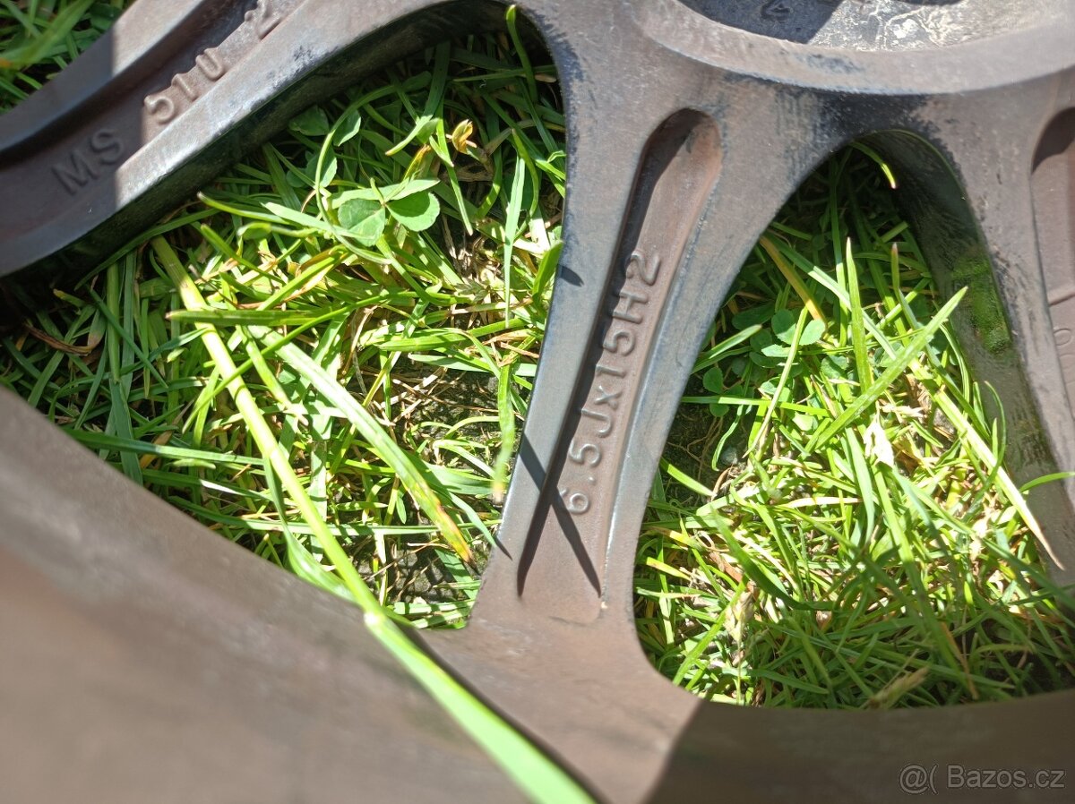 Alu kola DEZENT 6.5 Jx15H2,ET 38,R 15 - 9