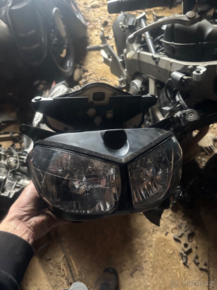 Rozprodam Yamaha TDM 900 01-13 na nahradni dily - 9