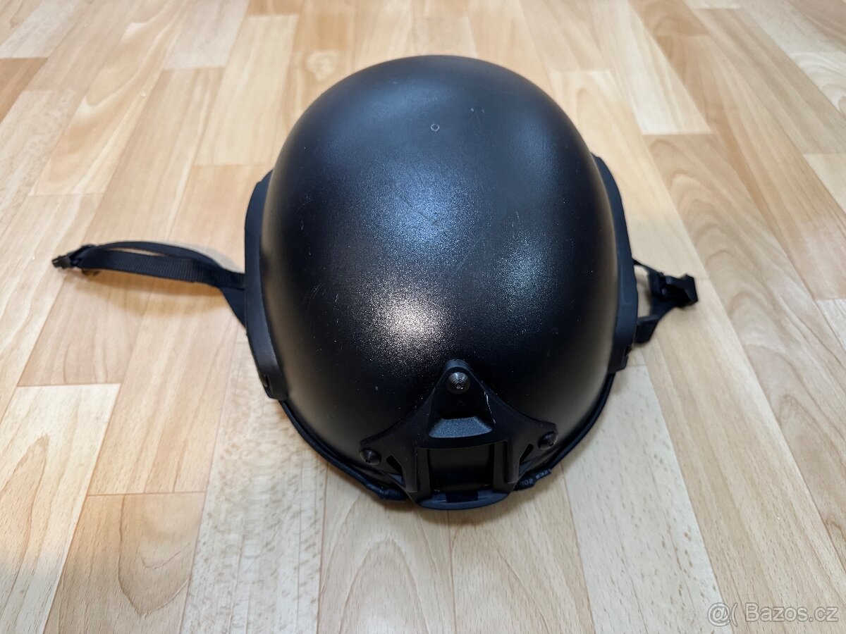 M16A4 airsoft + vybavení - 9