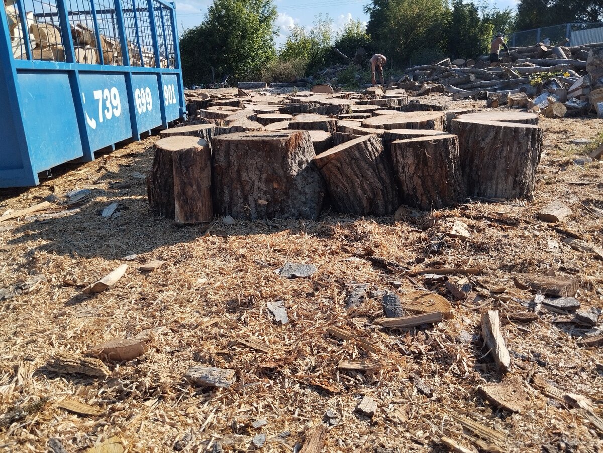 Štípané palivové dřevo - 9