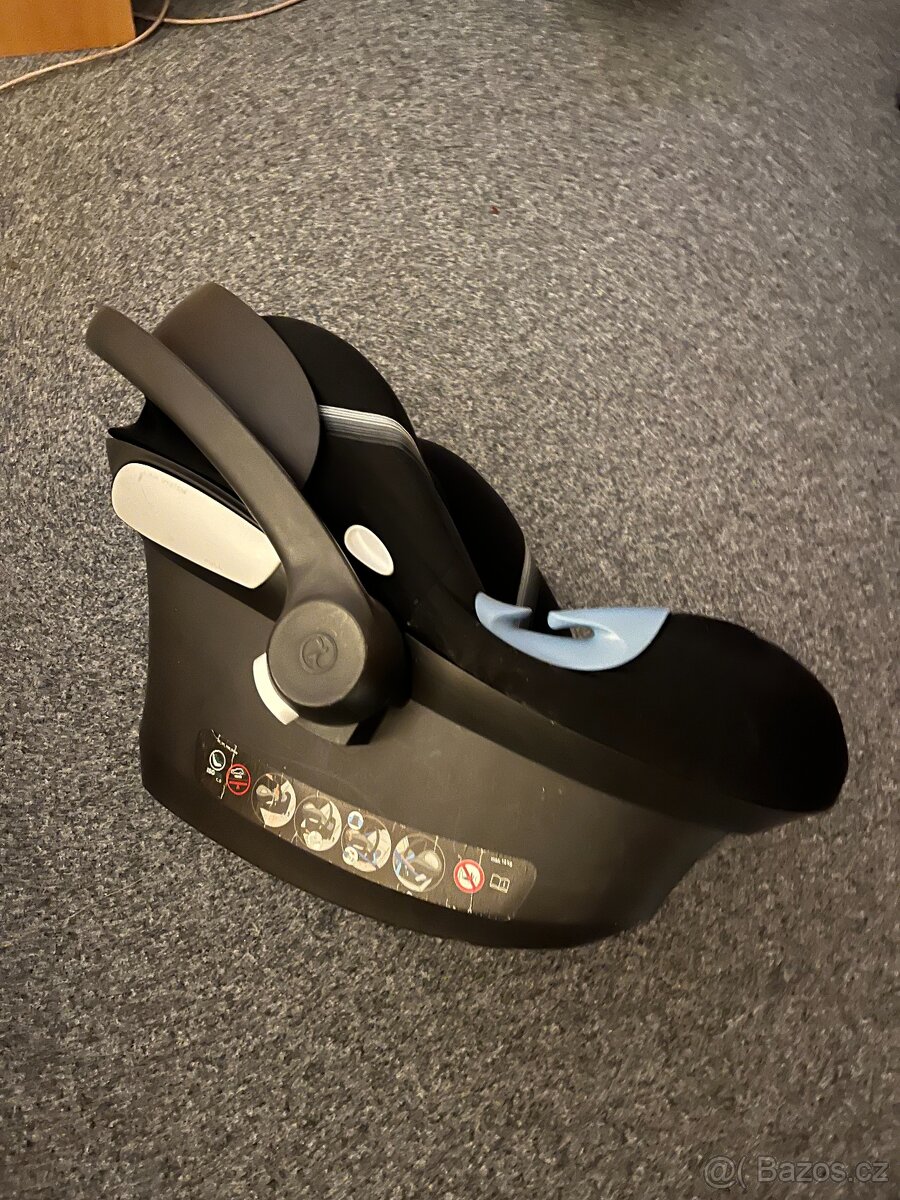 Cybex Aton M Deep Black - 9