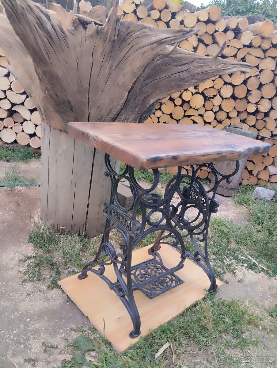 Jídelní stůl pro 4 osoby - MASIVNÍ DŘEVO- BŘÍZA - 9