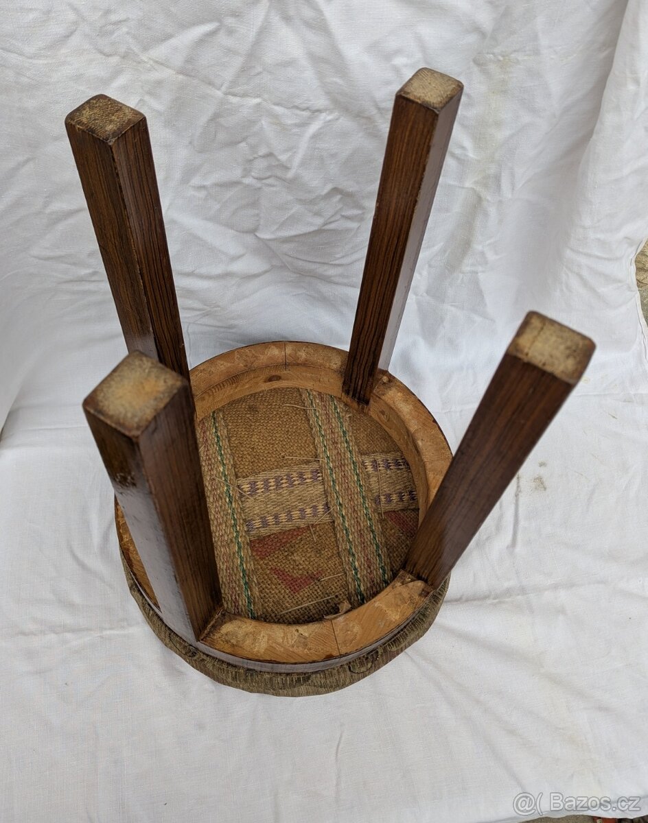 Krásny taburet, stolička 1 republika - 9