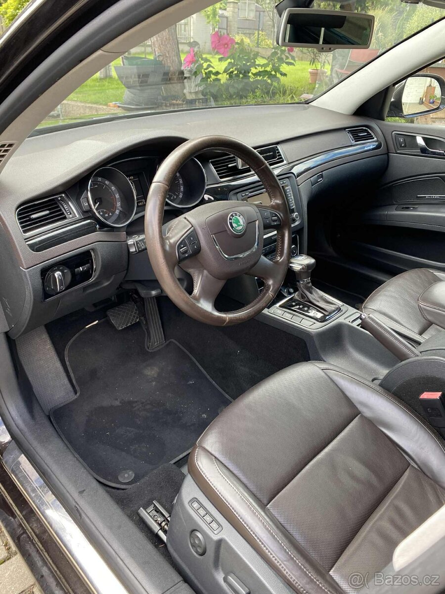 Škoda Superb II. Laurin a Klement - 9