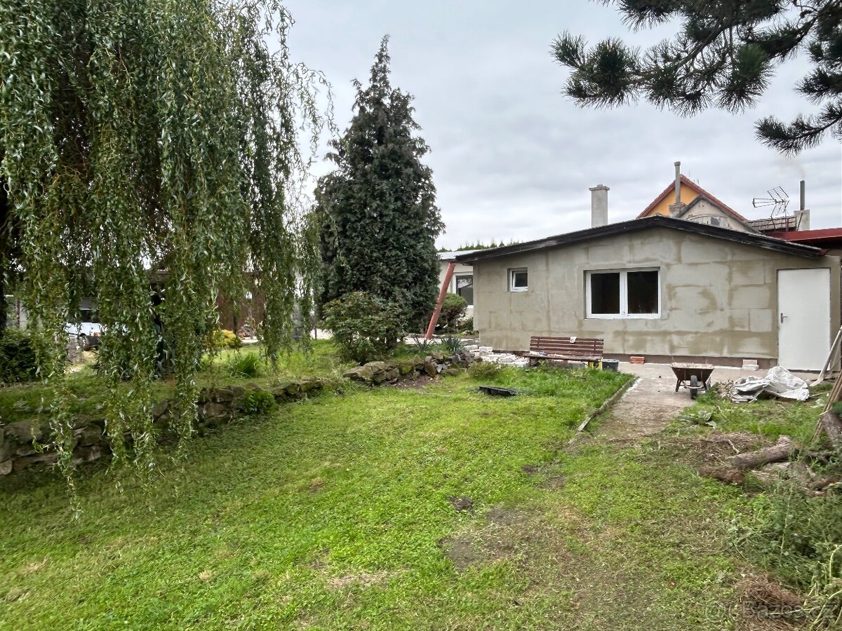 Stavební pozemek 1644 m2 - 9