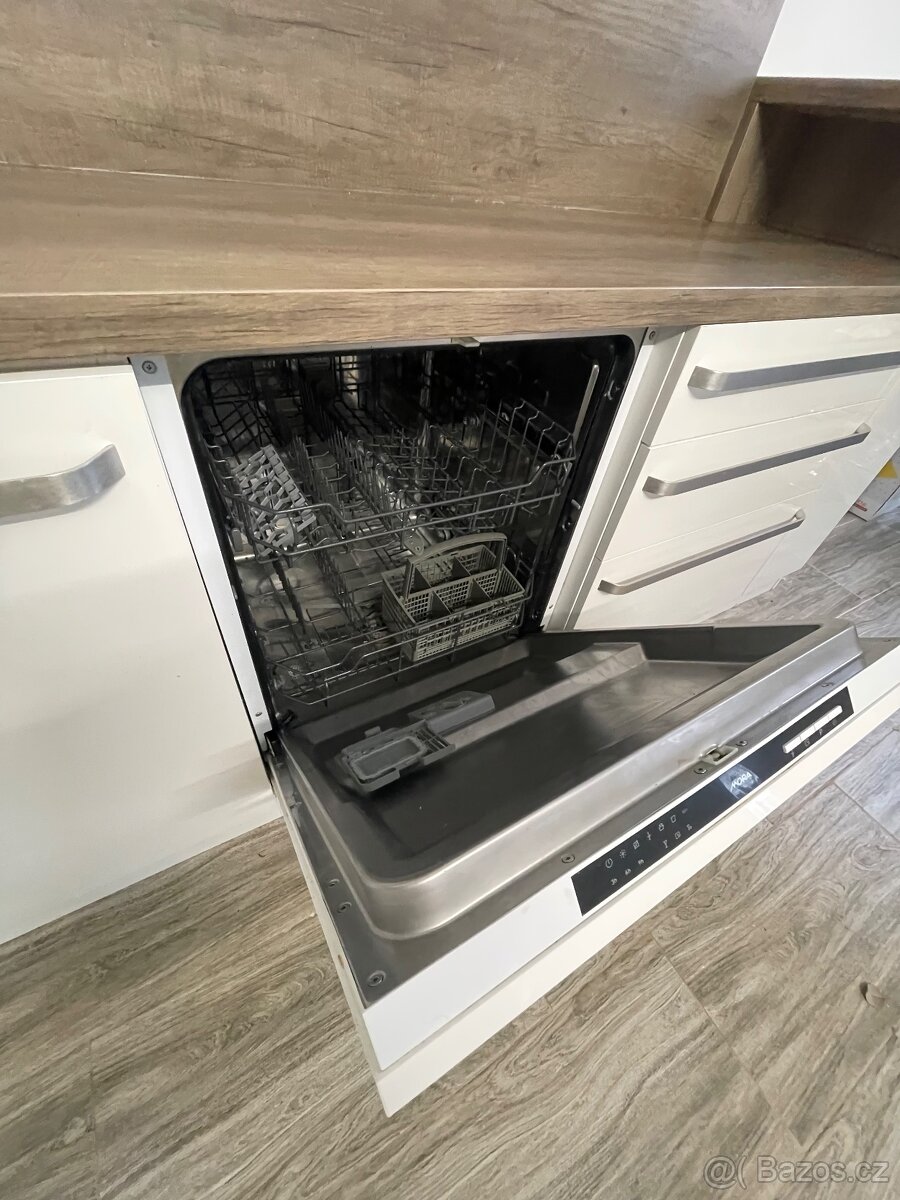 Prodam kuchyn se spotrebici - 9