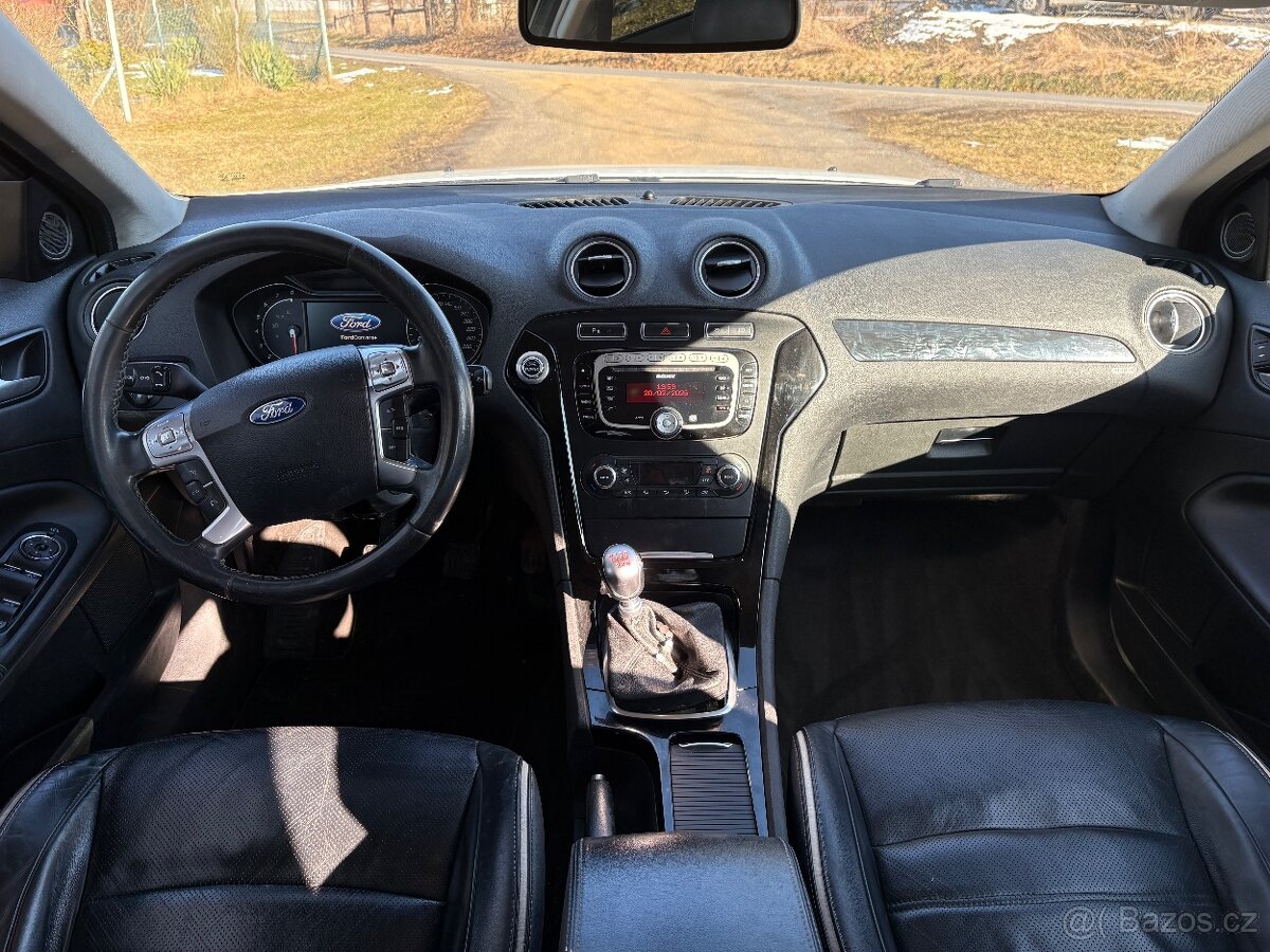 Ford Mondeo - 9