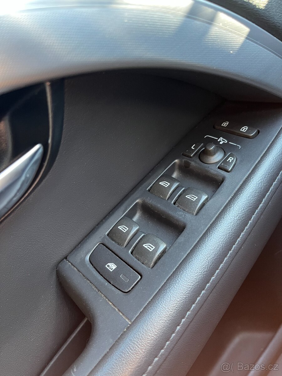 VOLVO XC70 D4 AWD 4x4 - 9