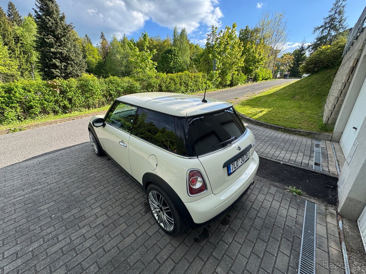 Mini Cooper 1.6 d - 9