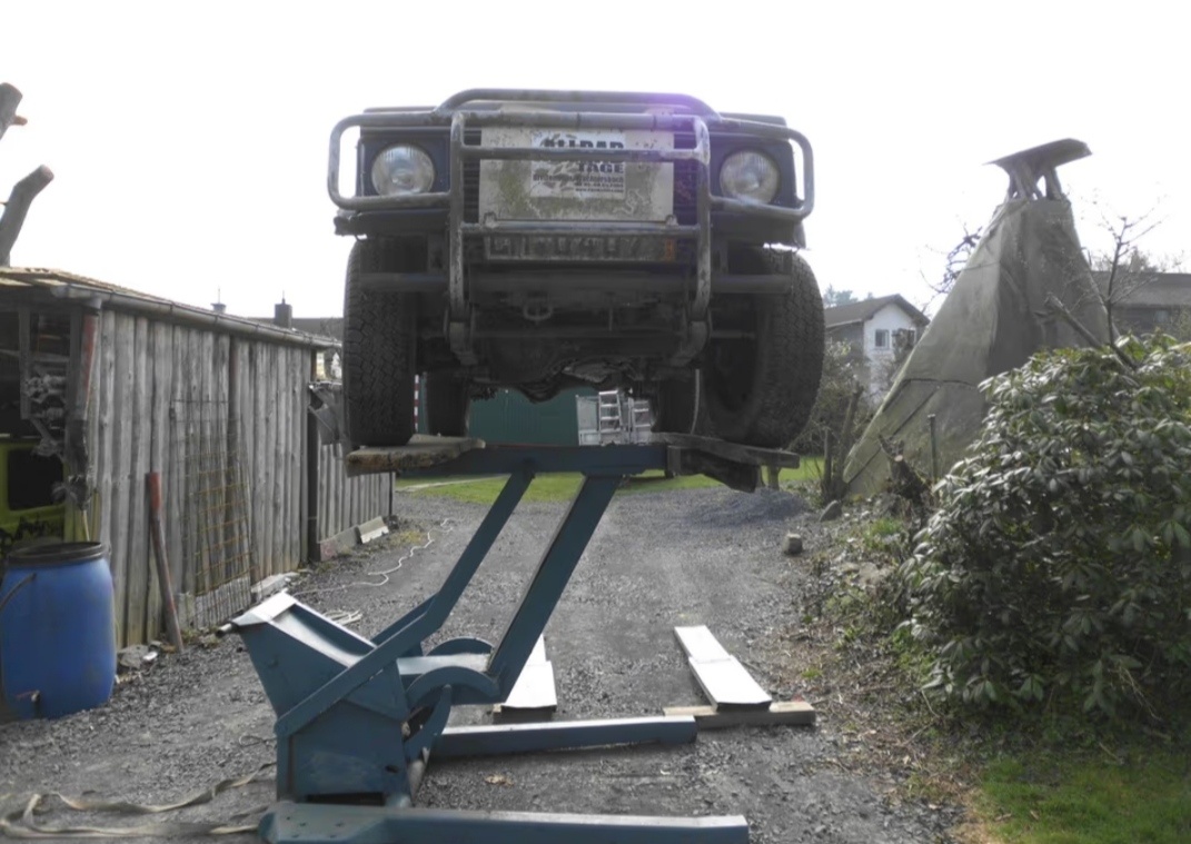 2 tunový mobilní hydraulický zvedák na automobil - 9