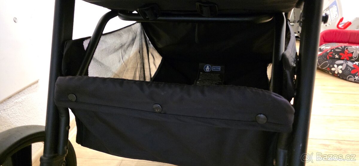 Sportovní kočárek - jako nový - 9