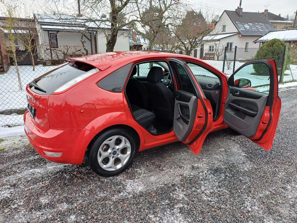 74195km Ford Focus 1.6 16V Tempomat - 9