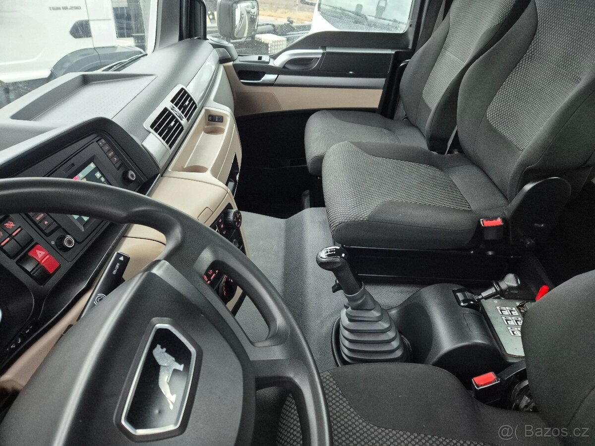 MAN TGM 18.290 4x4 NOSIČ KONTEJNERU - 9