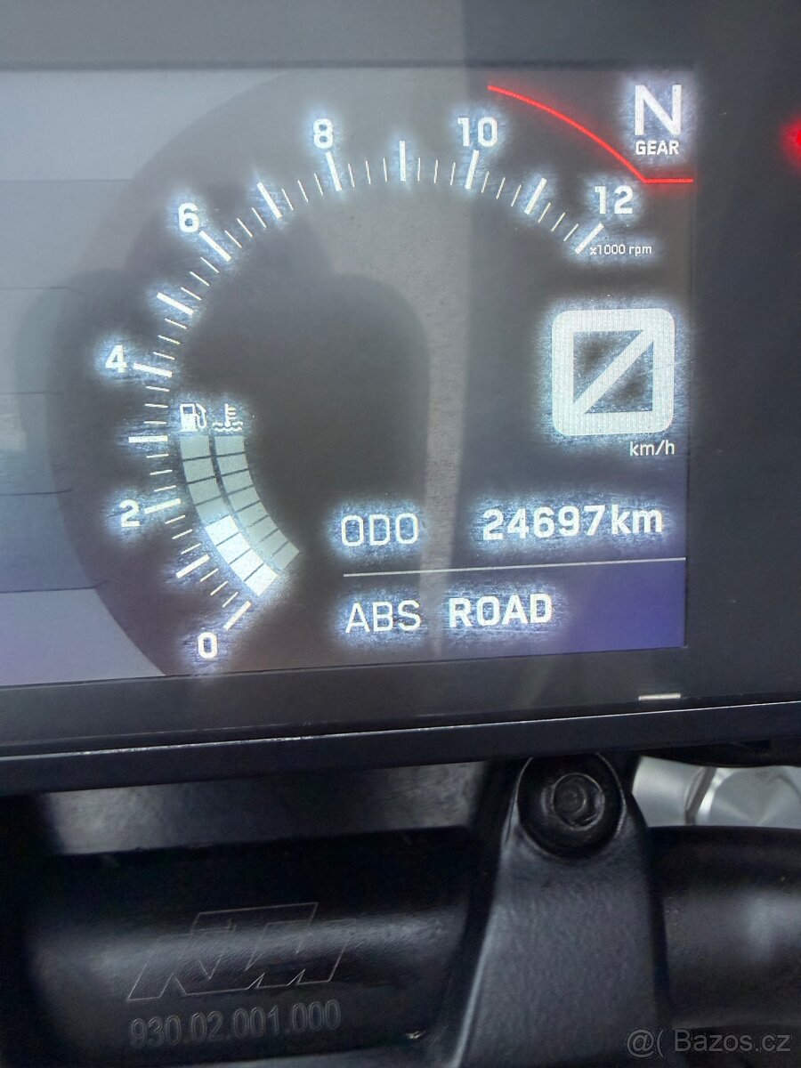 KTM Duke 125 rok 2022 - 9