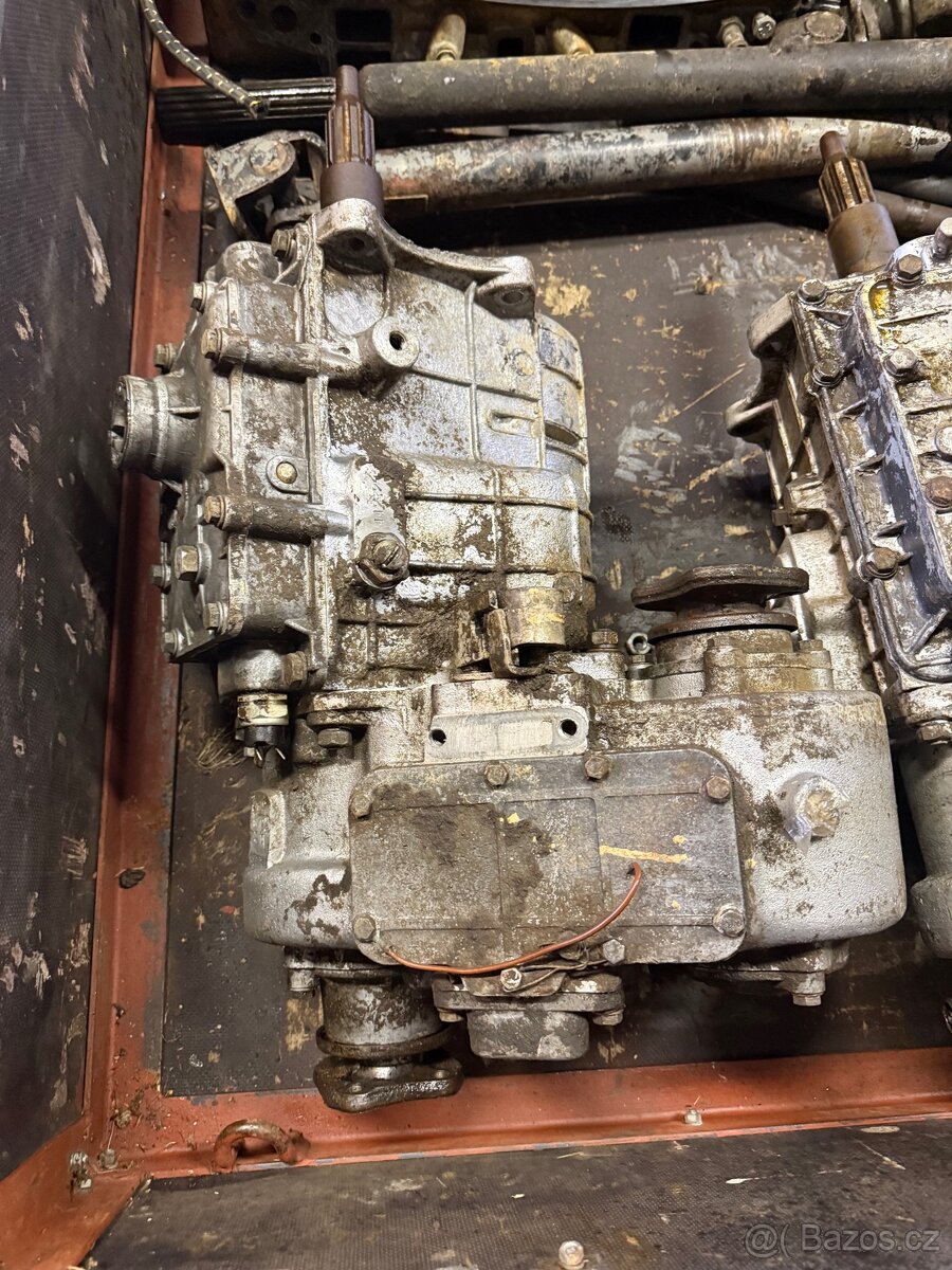 Převodovky ARO 240 - 9