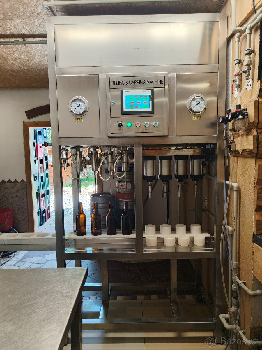 Poloautomatická stáčecí a zátkovací linka na lahve - 9