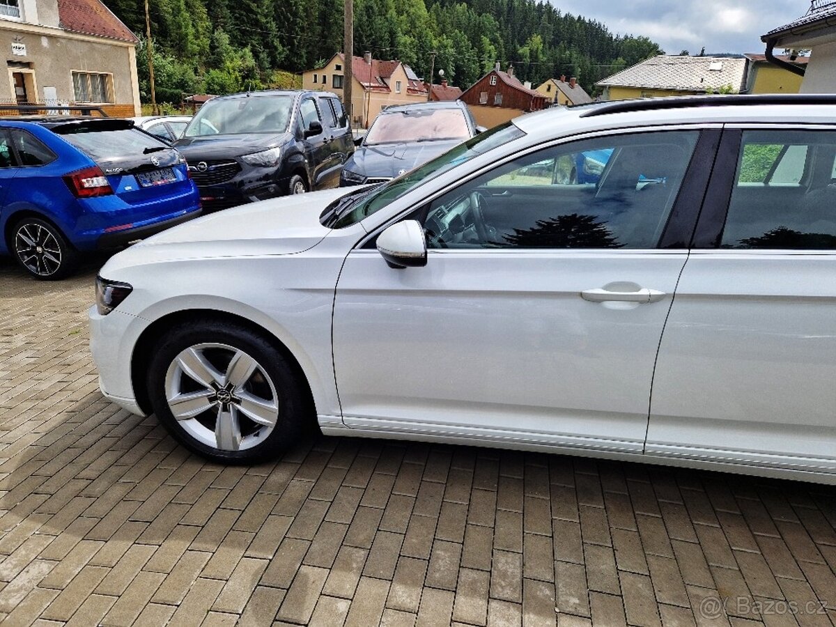 VW Passat Business, 2.0 TDi (140 kW), 129 tis. km, LED,tažné - 9