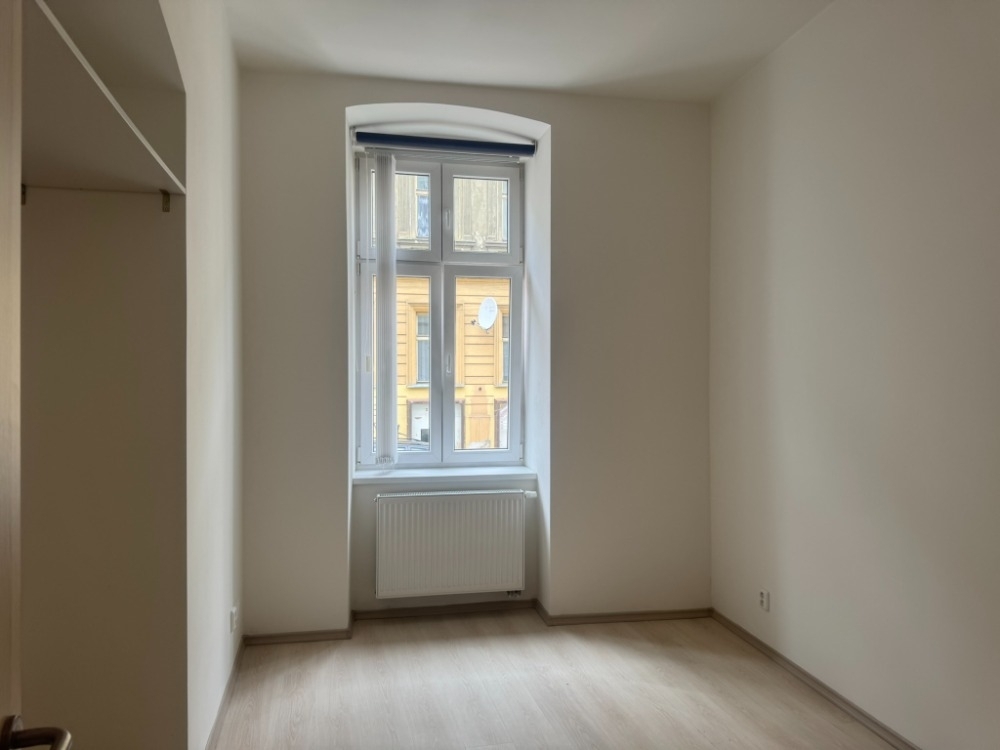 Pronájem, byt 2+kk, Plzeň - centrum, ul. V Šipce - 9