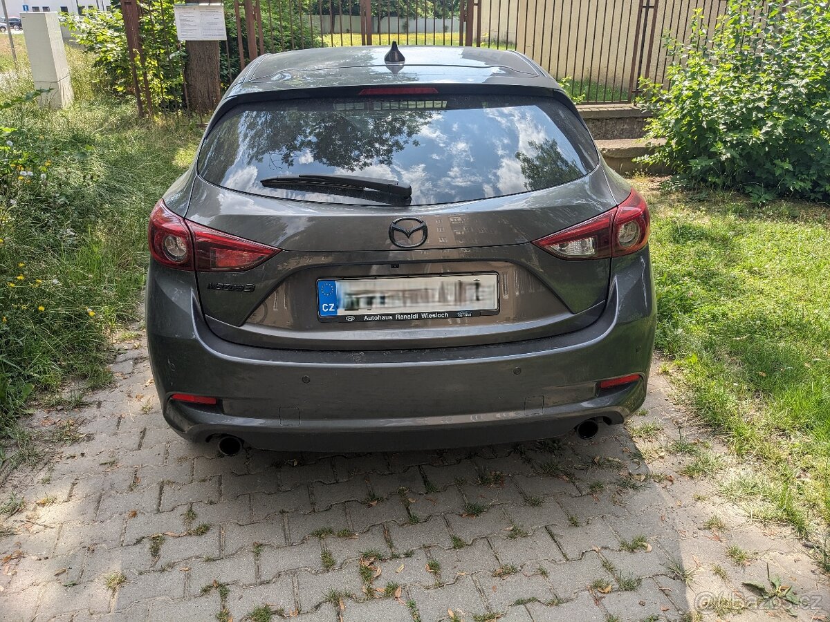 Mazda 3 skyactiv 2.0 88 kW, 2017, najeto 93.000 km - 9