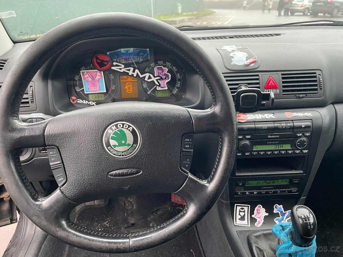 Škoda octavia 1 2.0 mpi 85kw - 9