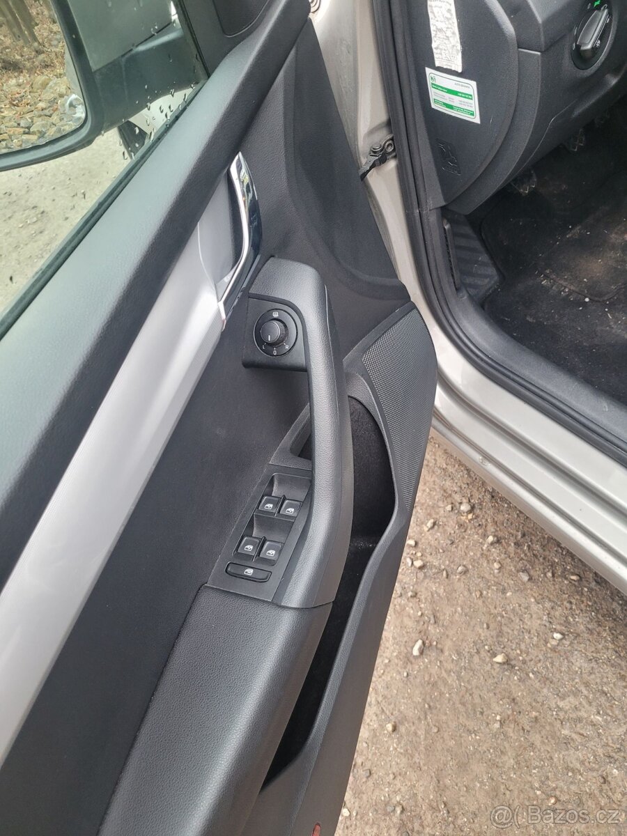 Octavia 1.6 NM rv 2018 - 9