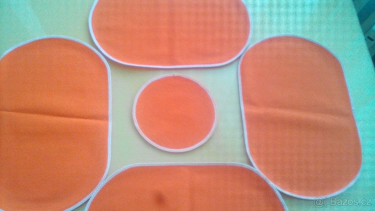 Vintage - malý ubrus, prostírání + dečky - 9