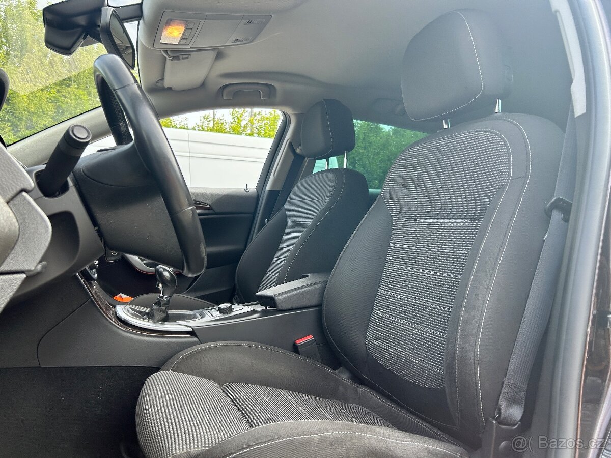Opel Insignia, KOMBI, 4X4 - 9