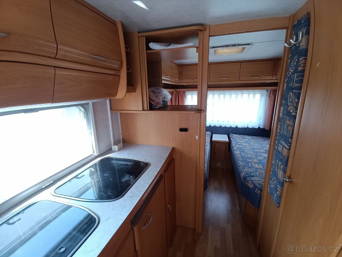 WILK pro 4. Mover. Pevné postele. Rok 2002. 100km/h - 9