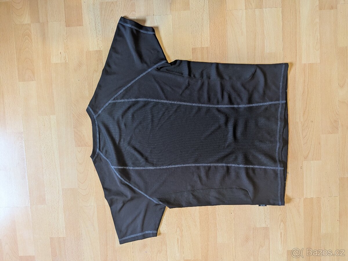 9ks sportovní oblečení - 9
