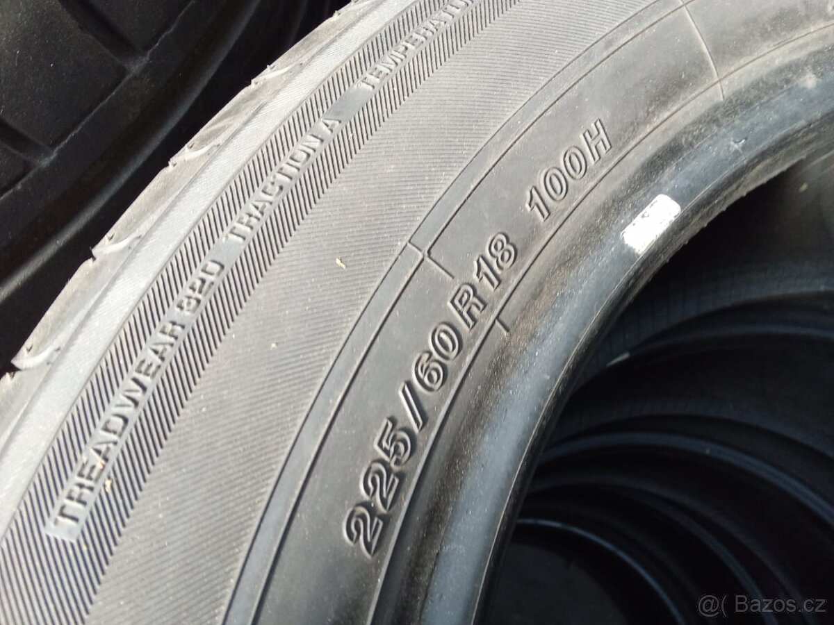 225/60/18 100h Yokohama - letní pneu 4ks - 9