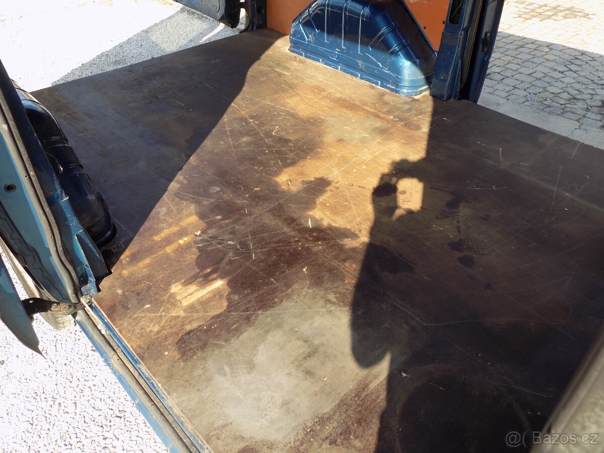 Ford Transit 2.2 TDCI 85 KW SWB 260 - 9