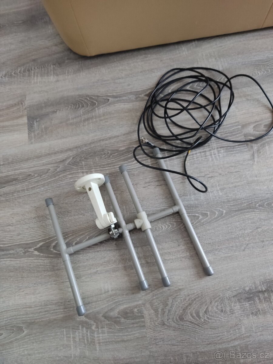 Rádiový objektový vysílač v pásmu RDST400. - 9