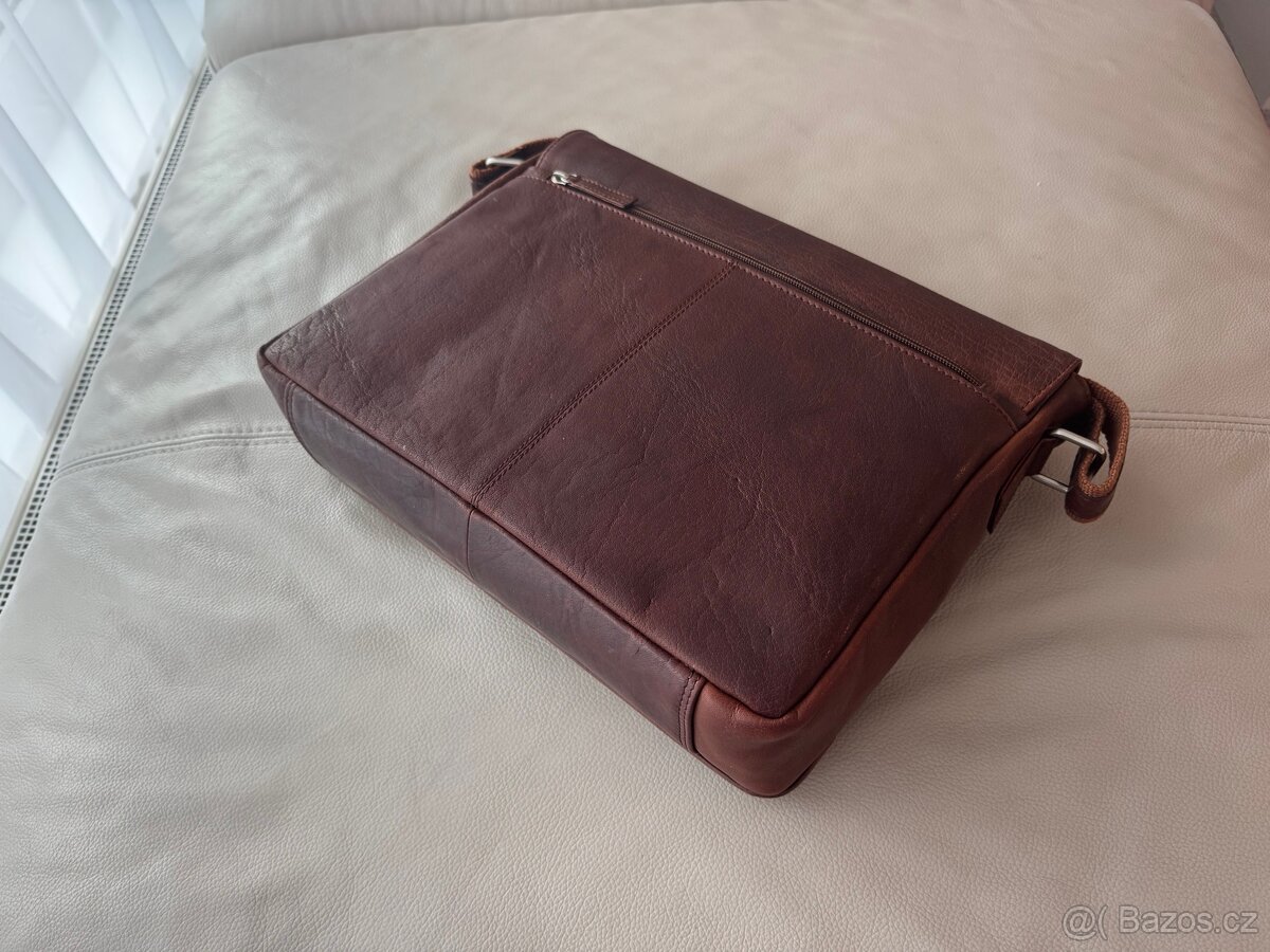 Pánská kožená brašna od Dilnastore - 9