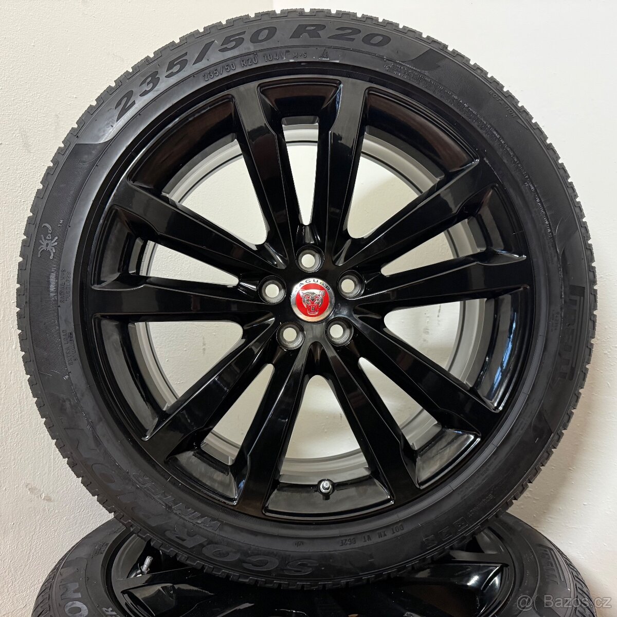 JAGUAR E-PACE 5x108 R20 ET40+ZIMNÍ 235/50R20 7/6mm - 9