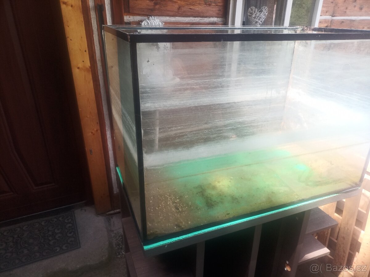 Terárium / akvárium - 9