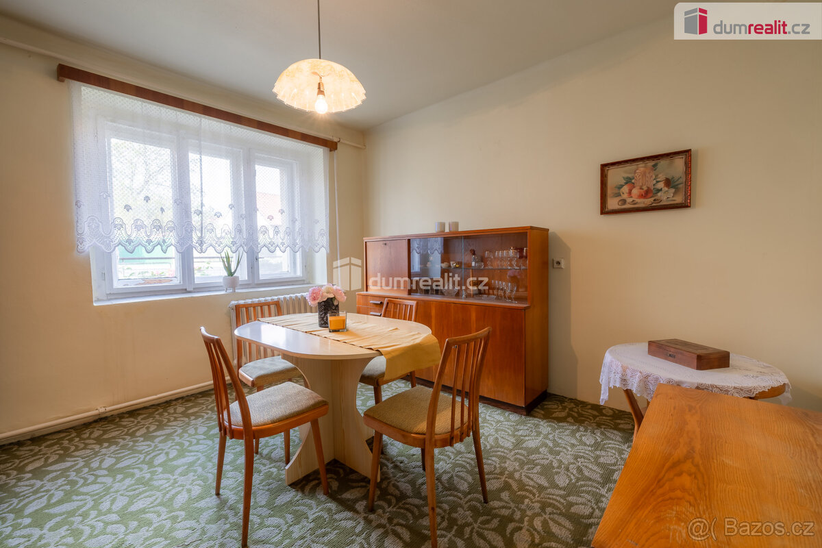 Prodej rodinného domu 146 m2, pozemek 291 m2 - Mšec - 9