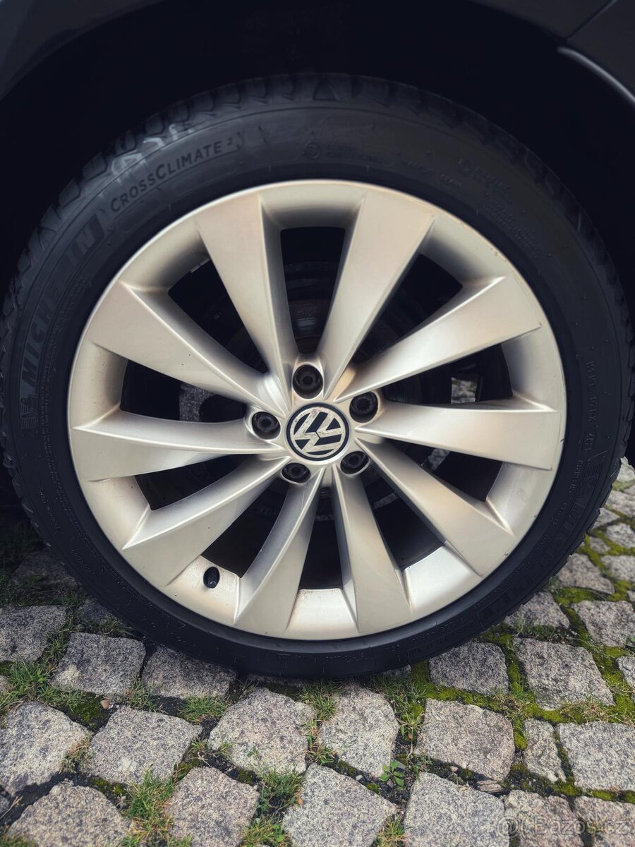 VW Scirocco 2.0 TDI, AUTO, nadst. výbava - 9