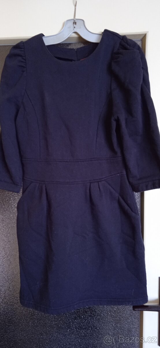 Oblečení vel.M - 9