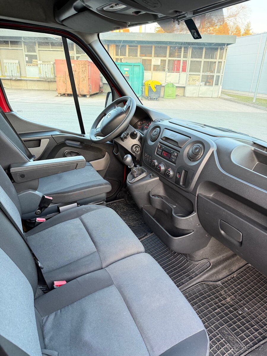 Renault Master 12 pal. 2.3 - 9