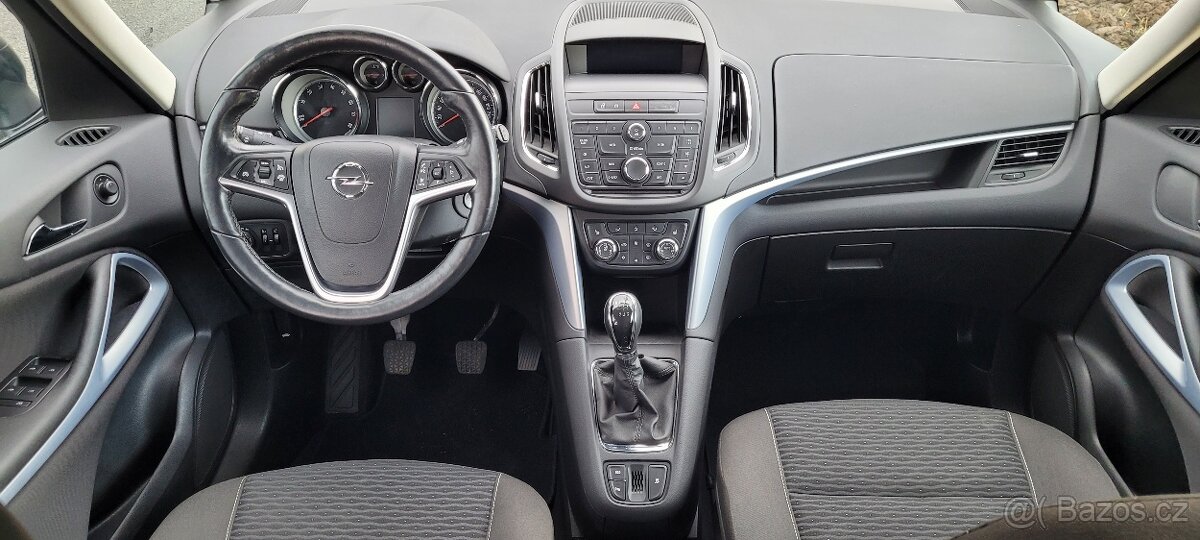 Opel Zafira 1,4i 103kW benzín - 9