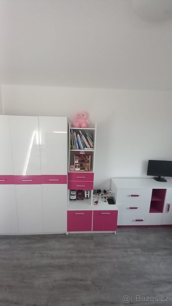 Dívčí nábytek - 9