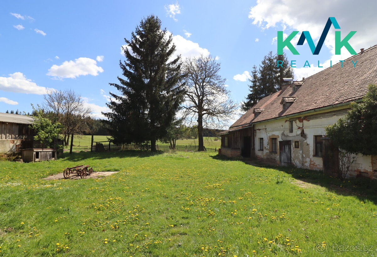 Zemědělská usedlost, pozemek 50 524 m2, rybník, stáje, stodo - 9