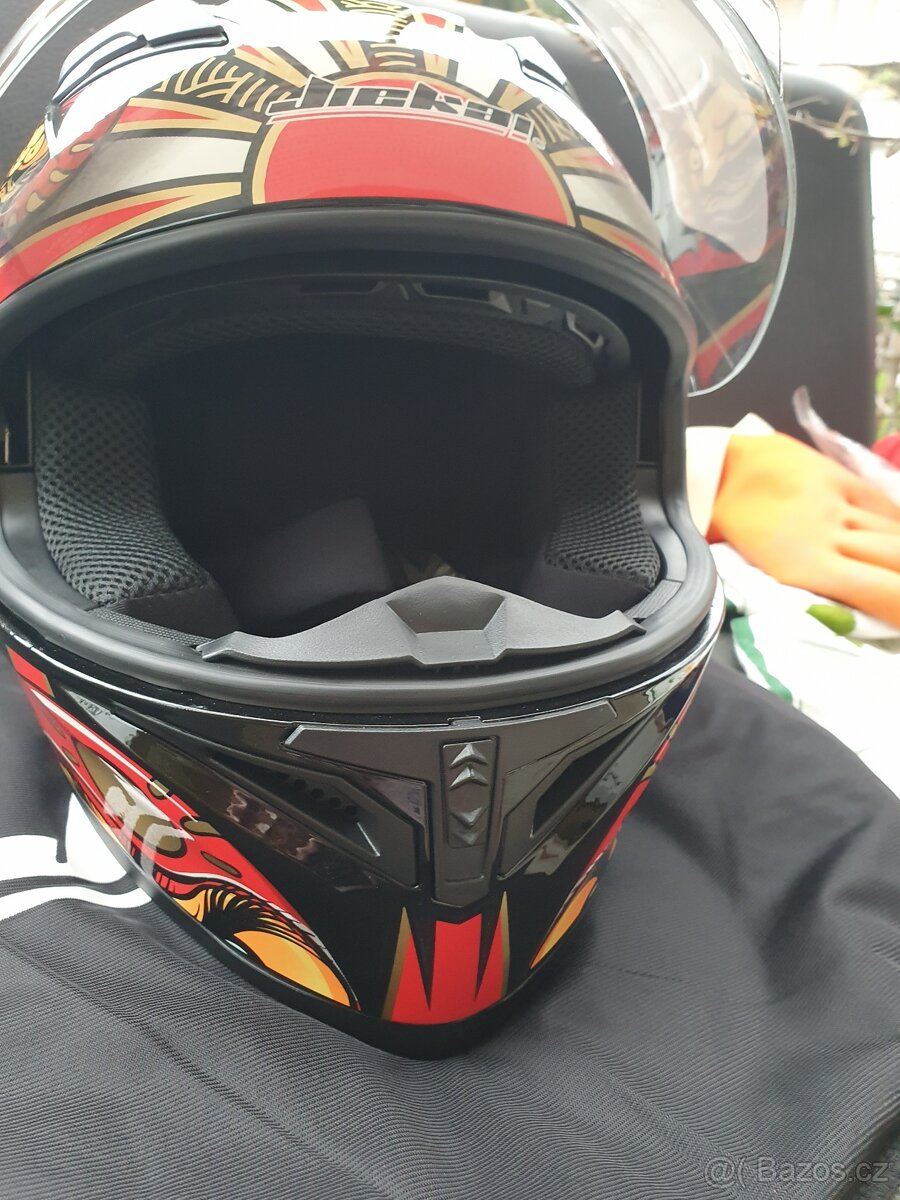 Helma přilba integrální nová krásná - 9