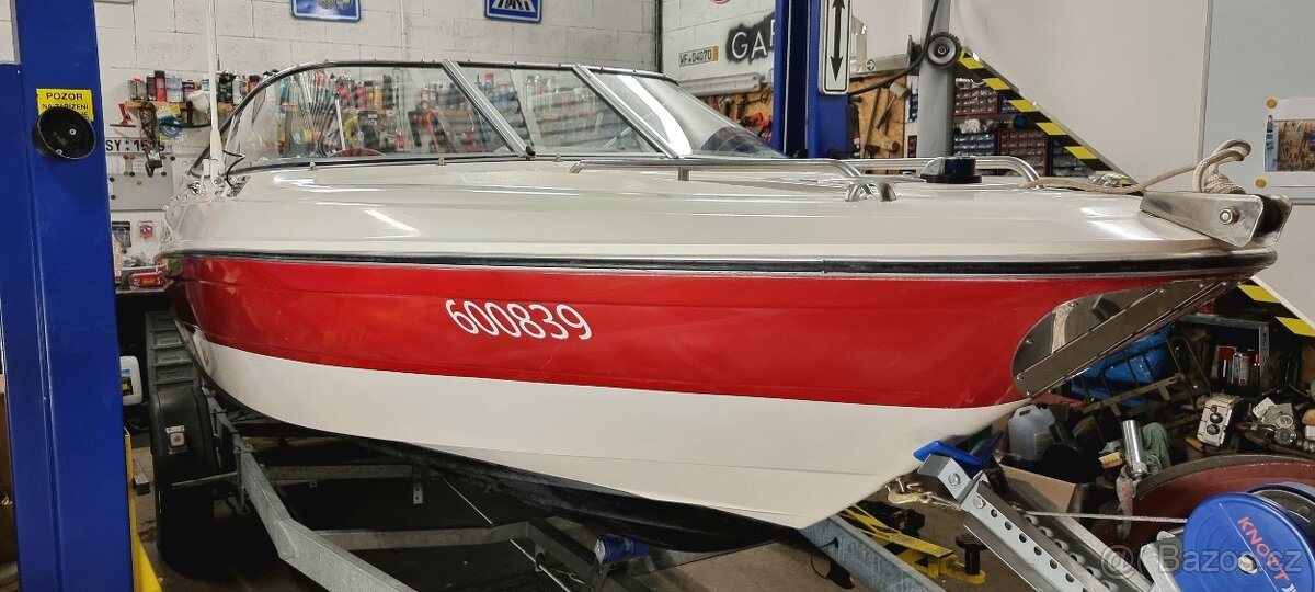 Motorovy člun Bayliner 1851 SS Capri - 9