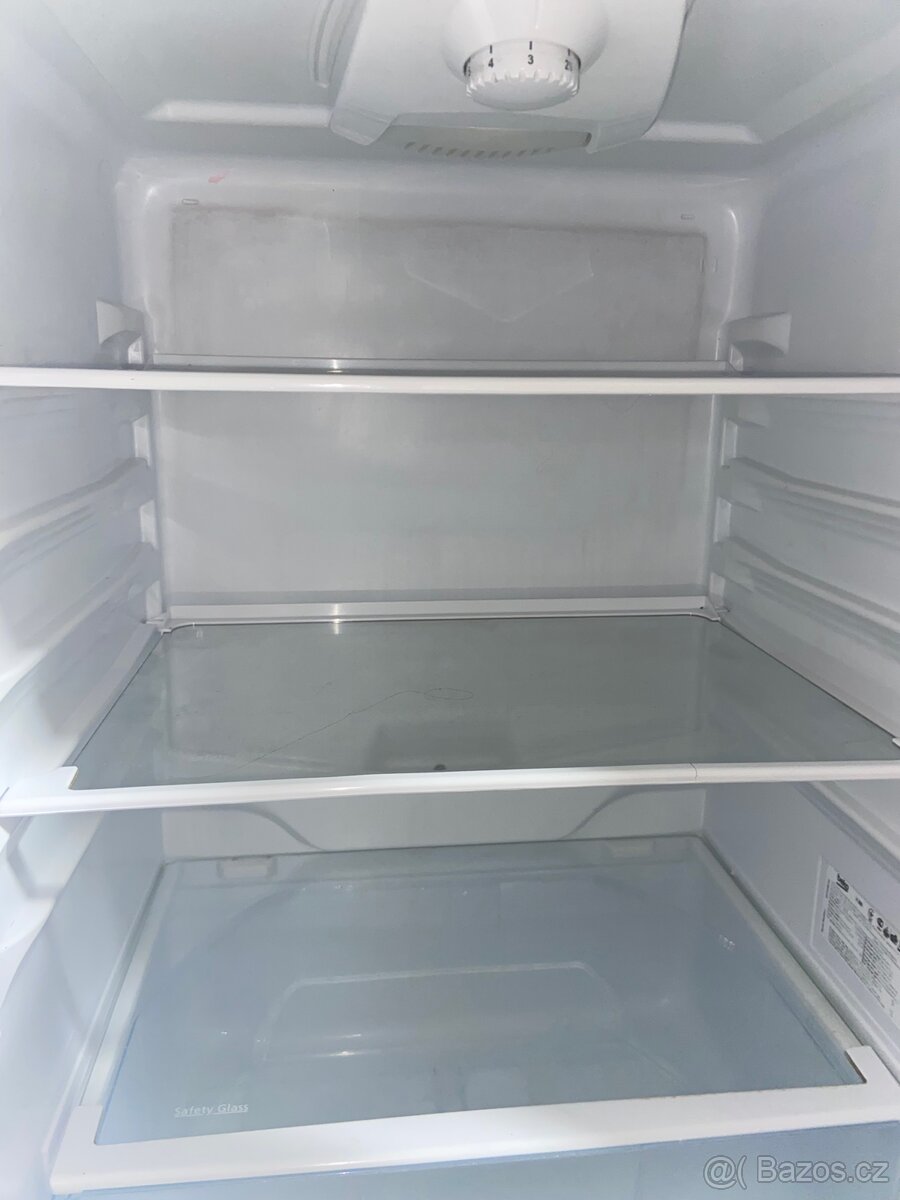 Kombinovaná lednice Beko - 9