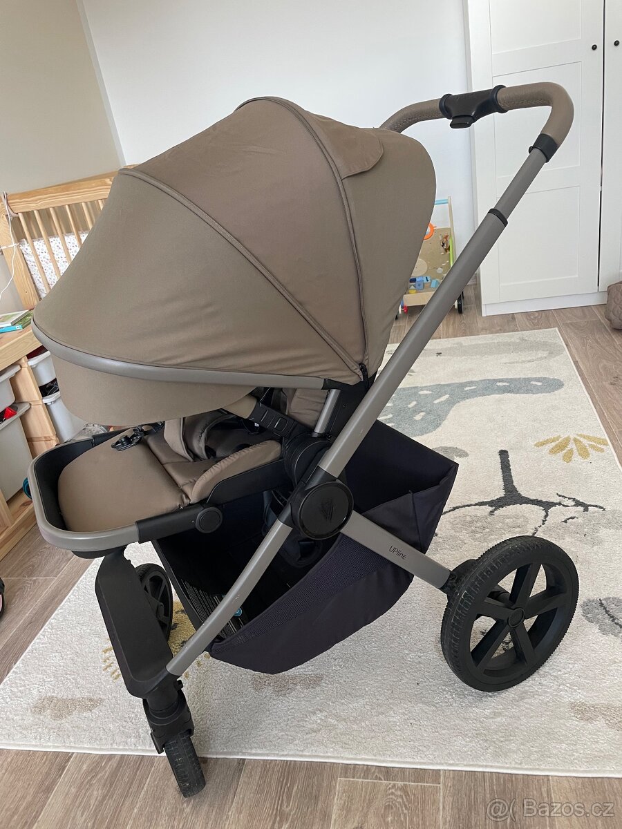 Kočárek Venicci Tinum Upline - 9