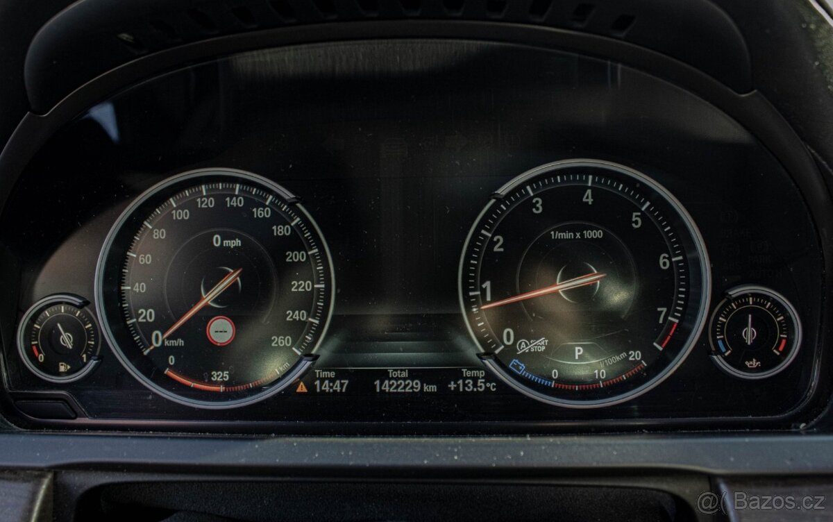 BMW 750i xDrive 2015 - 9