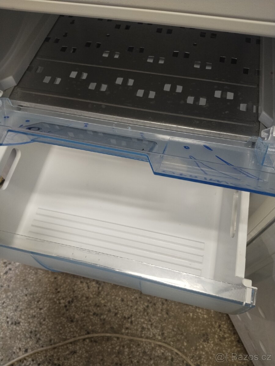 Lednice Beko A+ - 9